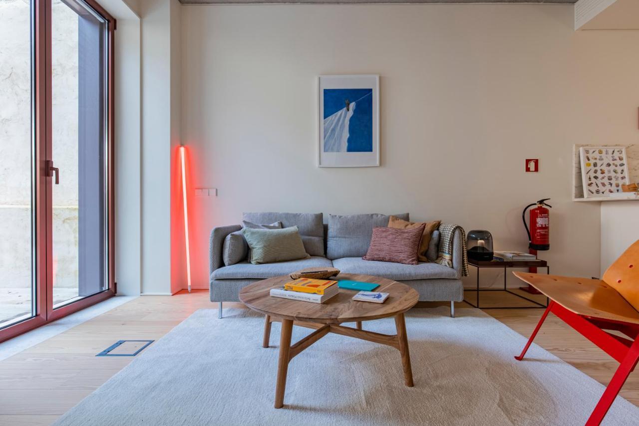 Deluxe 2Bdr Apartment W/ Patio By Lovelystay Lisabona Exterior foto